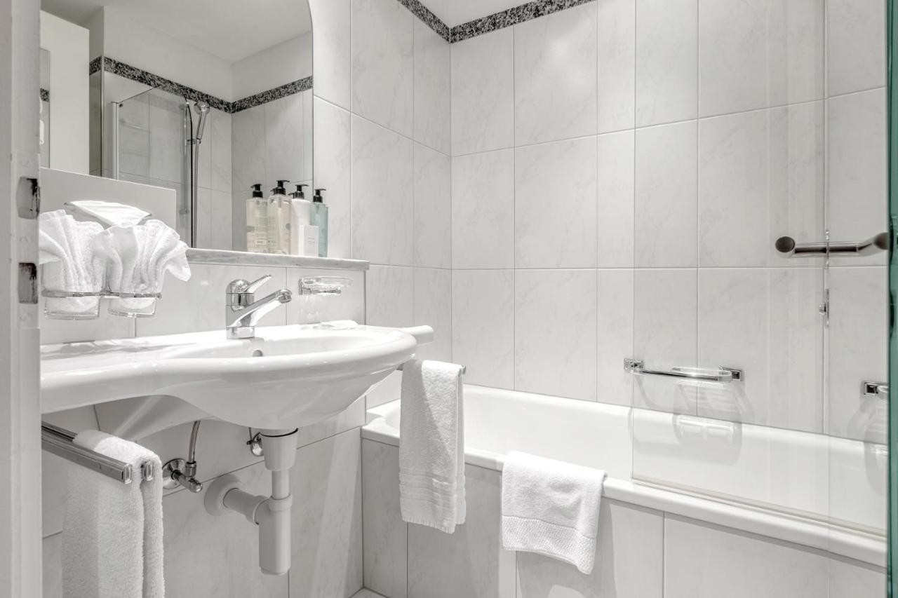 Blatter's & Bella Vista Hotel 4*